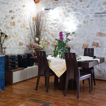Ferienhaus Constantis Kalamákion